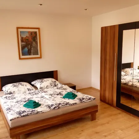 Albreit 1 Apartment *